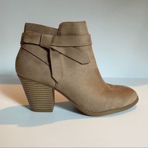 Cityclassified Tan Suede Block Heel Booties